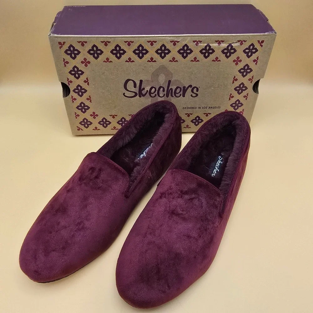 Skechers Cleo Cozy Loafer Fancy Dreamer Burgundy Faux Fur Flats Loafer Womens 8